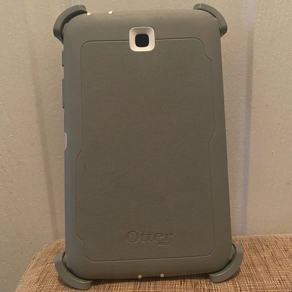 Tab 3 OTTERBOX DEFENDER SERIES Case & Stand for Samsung Galaxy 7.0